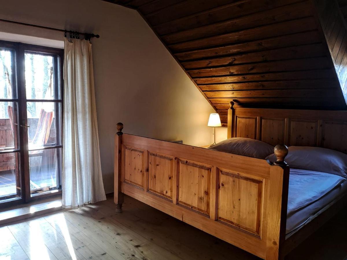 Apartmany Cerveny Dvur Chvalšiny 외부 사진