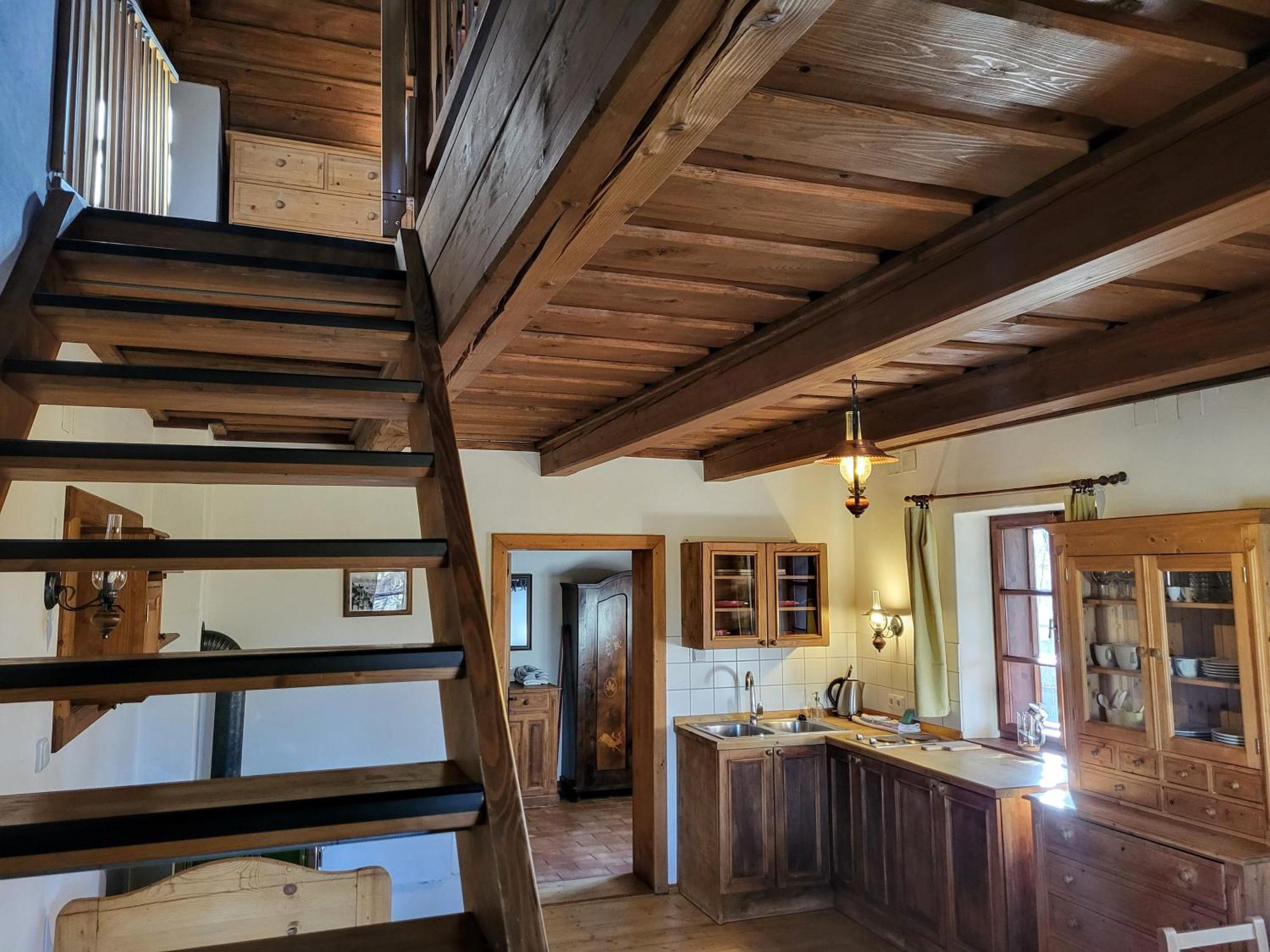 Apartmany Cerveny Dvur Chvalšiny 외부 사진