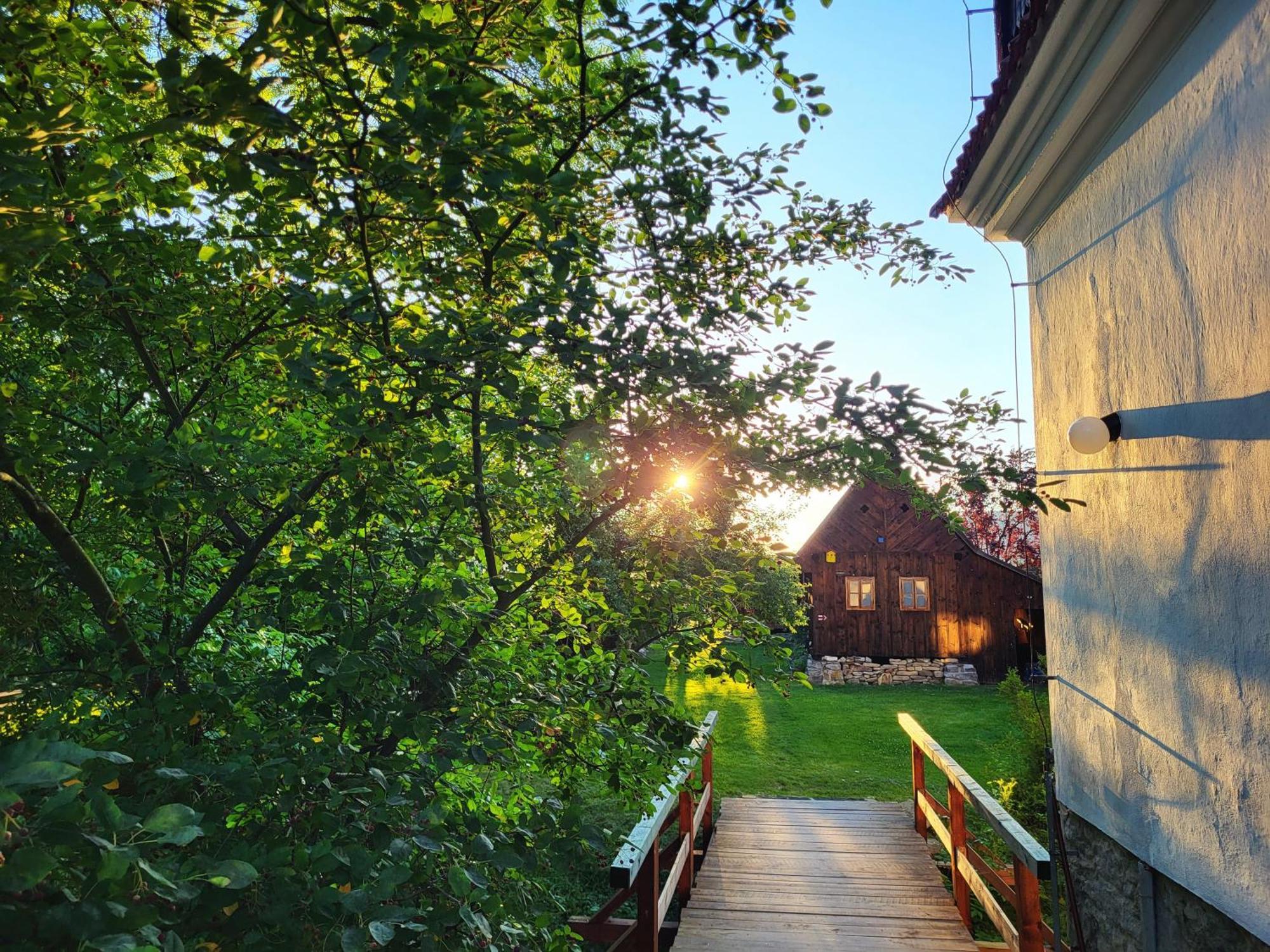 Apartmany Cerveny Dvur Chvalšiny 외부 사진
