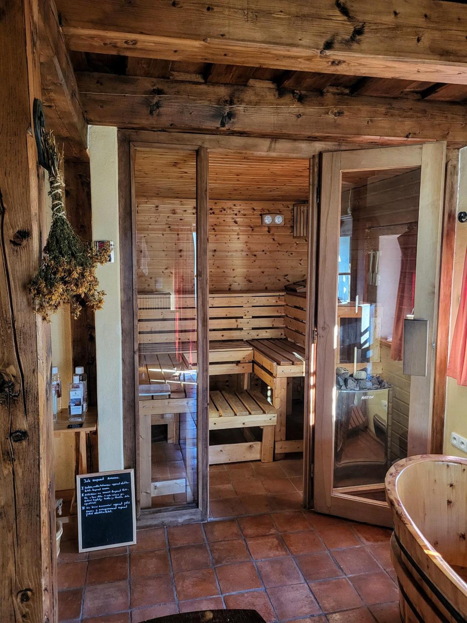Apartmany Cerveny Dvur Chvalšiny 외부 사진